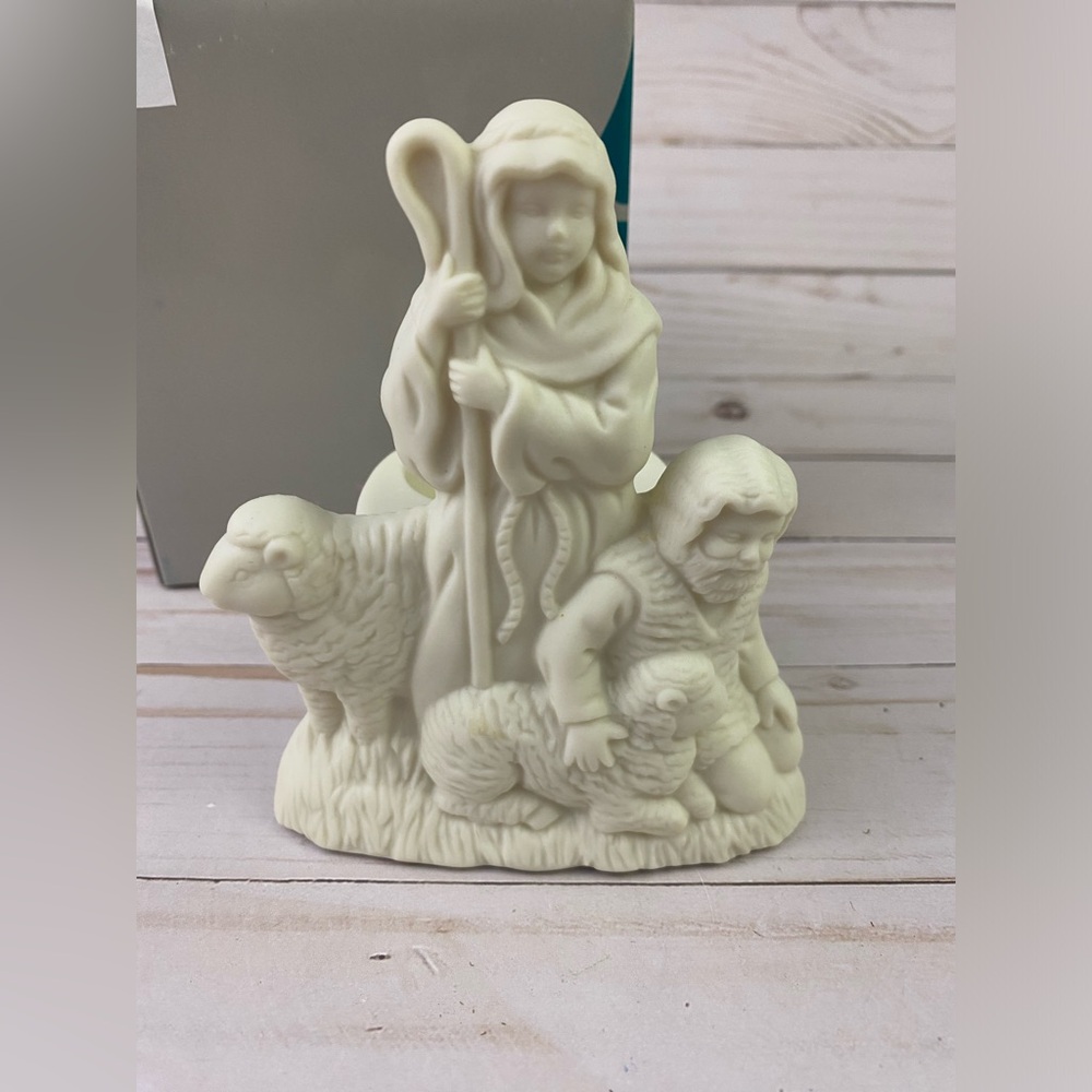 O Holy Night Shepherd Votive Tea Light Holder  By PartyLite Bisque